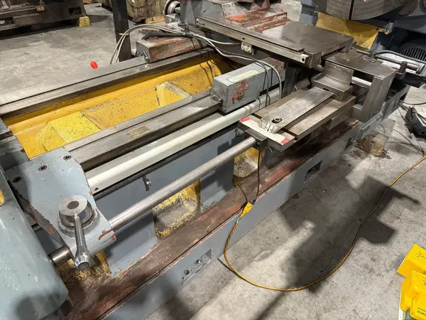39"/48" x 120" Geminis Republic-Lagun #GE-1000, hollow spindle engine lathe, 35" 4-jaw chucks, 20.25"bore - Image 9