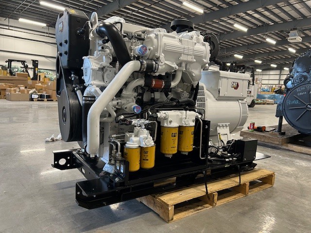 118 KW Caterpillar #C4.4TA, marine generator set, ABS Certified, 24V 120/208 Volts, 3 Phase, 60Hz - Image 4