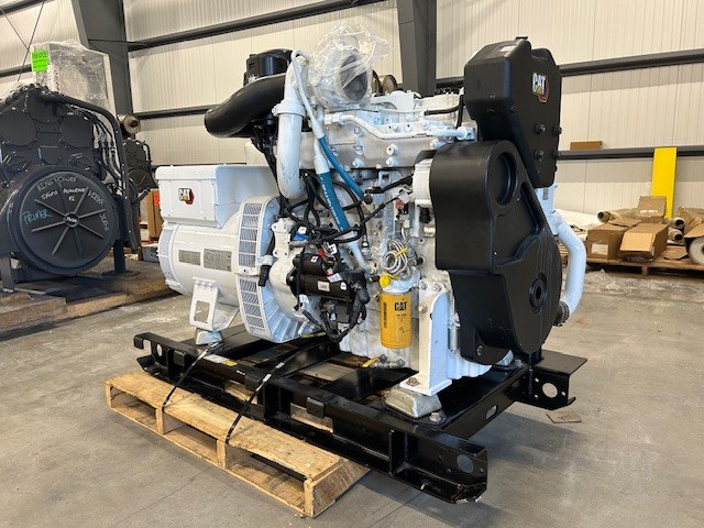 118 KW Caterpillar #C4.4TA, marine generator set, ABS Certified, 24V 120/208 Volts, 3 Phase, 60Hz - Image 5