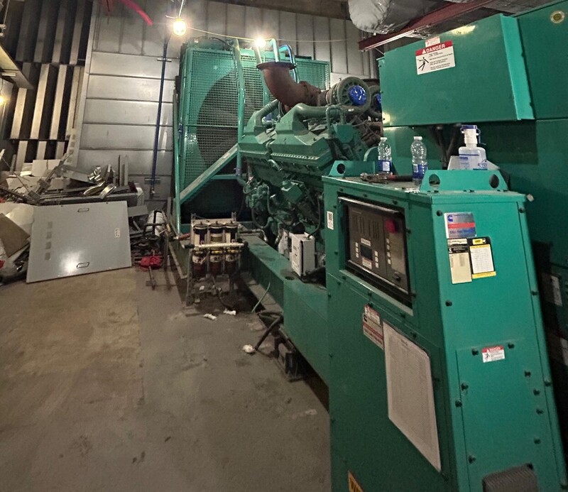 2000 KW Cummins #2000DQKC-628, diesel generator, 2500 KVA, 13800 Volts, 581 hours - Image 5