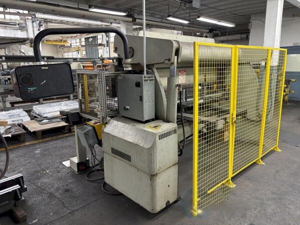 100 Ton, Accurpress #710010, hydraulic press brake, 2-Axis CNC back gauge, ETS pendant, 10' overall, 102" - Image 7