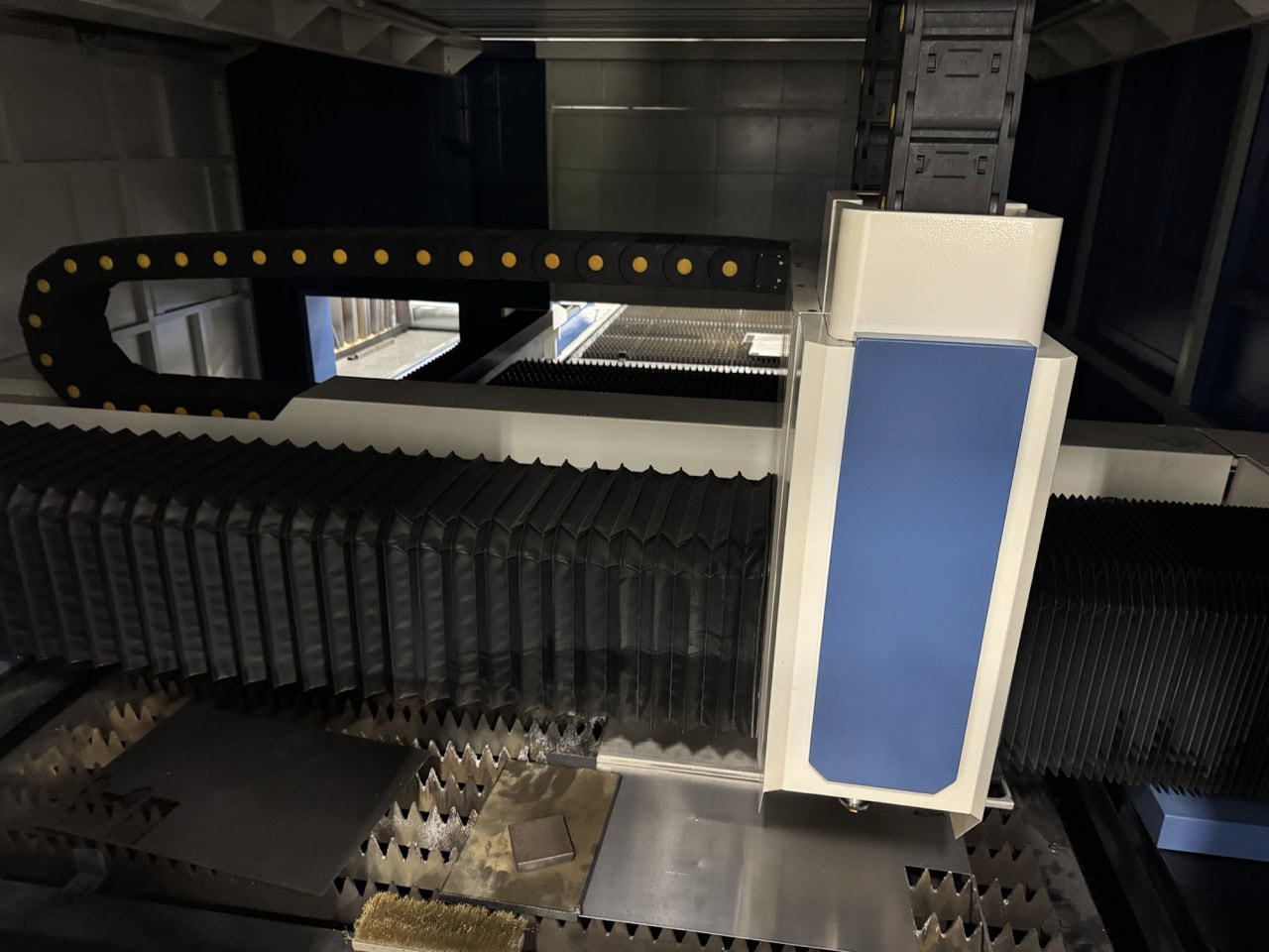 Otinus #VF1530C, Fiber Laser Cutting Machine w/Tube Cutter, 12000 Watts, 10' x 5' Sheet Size, 480 V, 2024 - Image 3