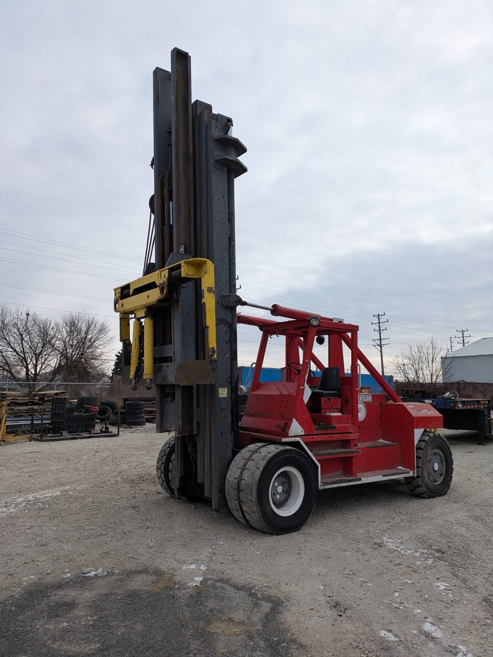 20000 lb. Taylor, Boat Lift, 20' Forks, 48" -360" Lift height, 96" Load Center, 8 mph, 2545 hours, 1900 - Image 1