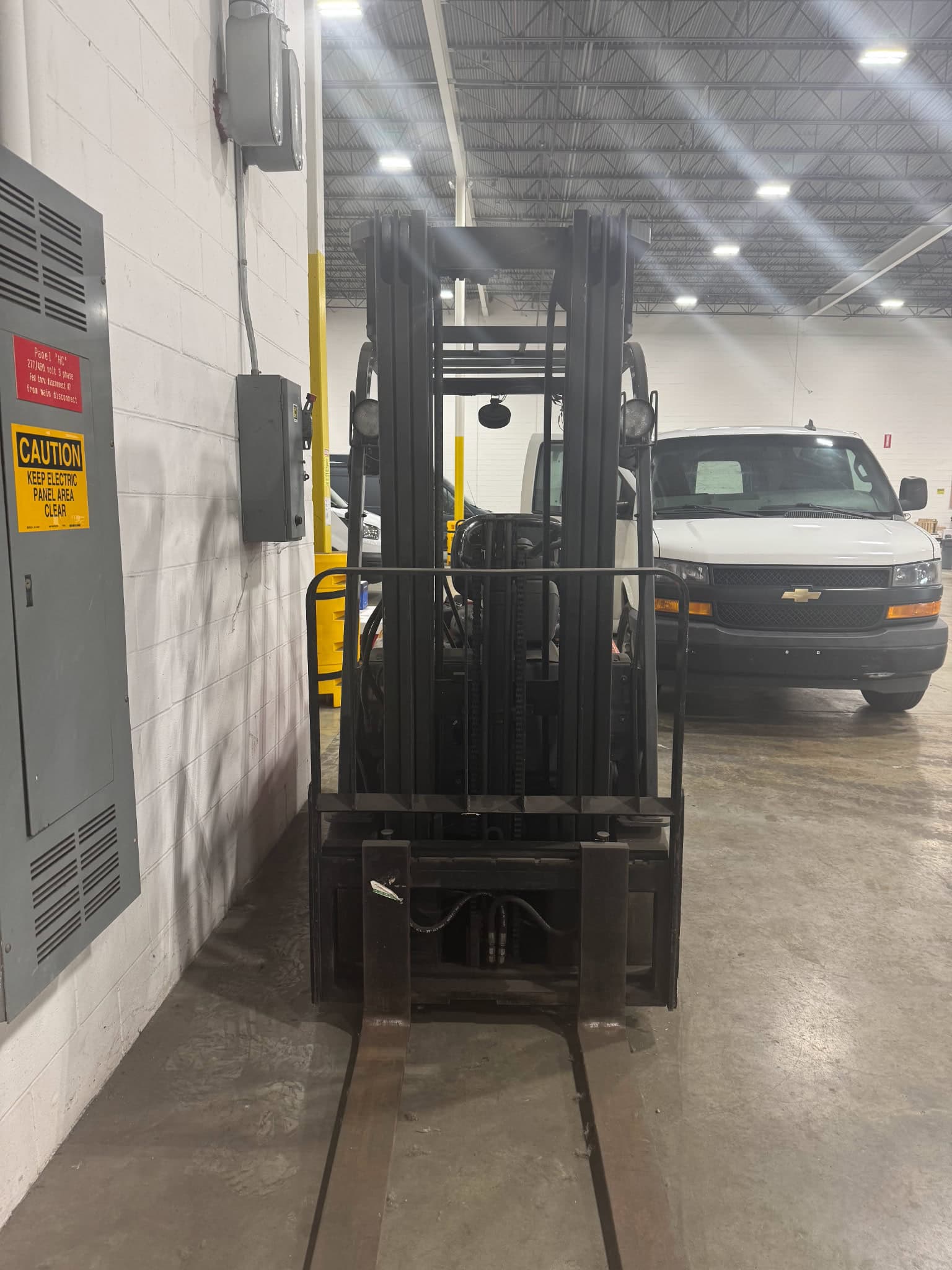3400 lb. Toyota #7FBEU20, Electric Forklift, 24" Load Center, 69"-77.2" length to Forkface, 9.9 mph, 36/48 V - Image 2