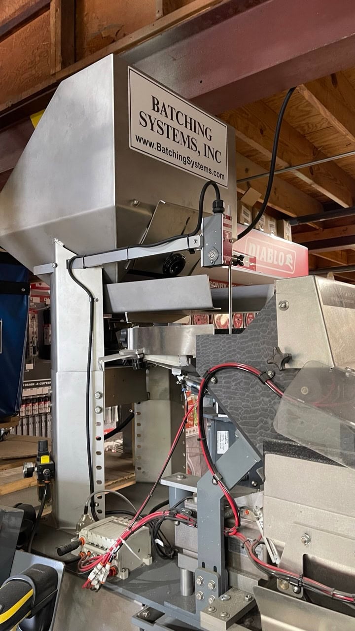 .625-12 lb. Batching Systems, Inc #Weightmaster-FAW, Single Head Weigh Scale, 25 cycles/min., 1/8"-6" L Part - Image 1