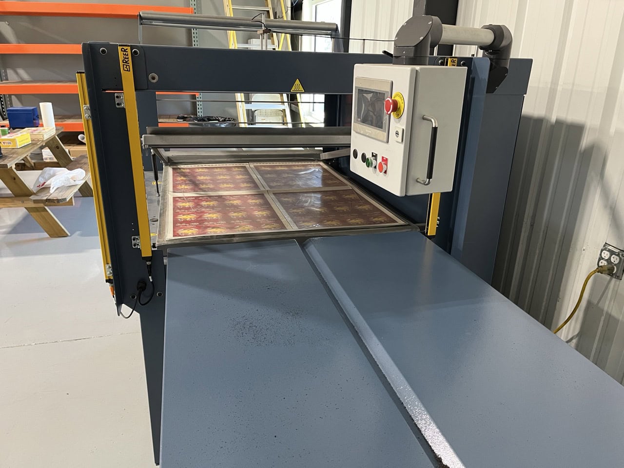 Skin Pack Machine, Starview #SP-3648, 36" x 48" max Card Size, 38"-38.75" Film width, 10" Film Roll diameter - Image 4