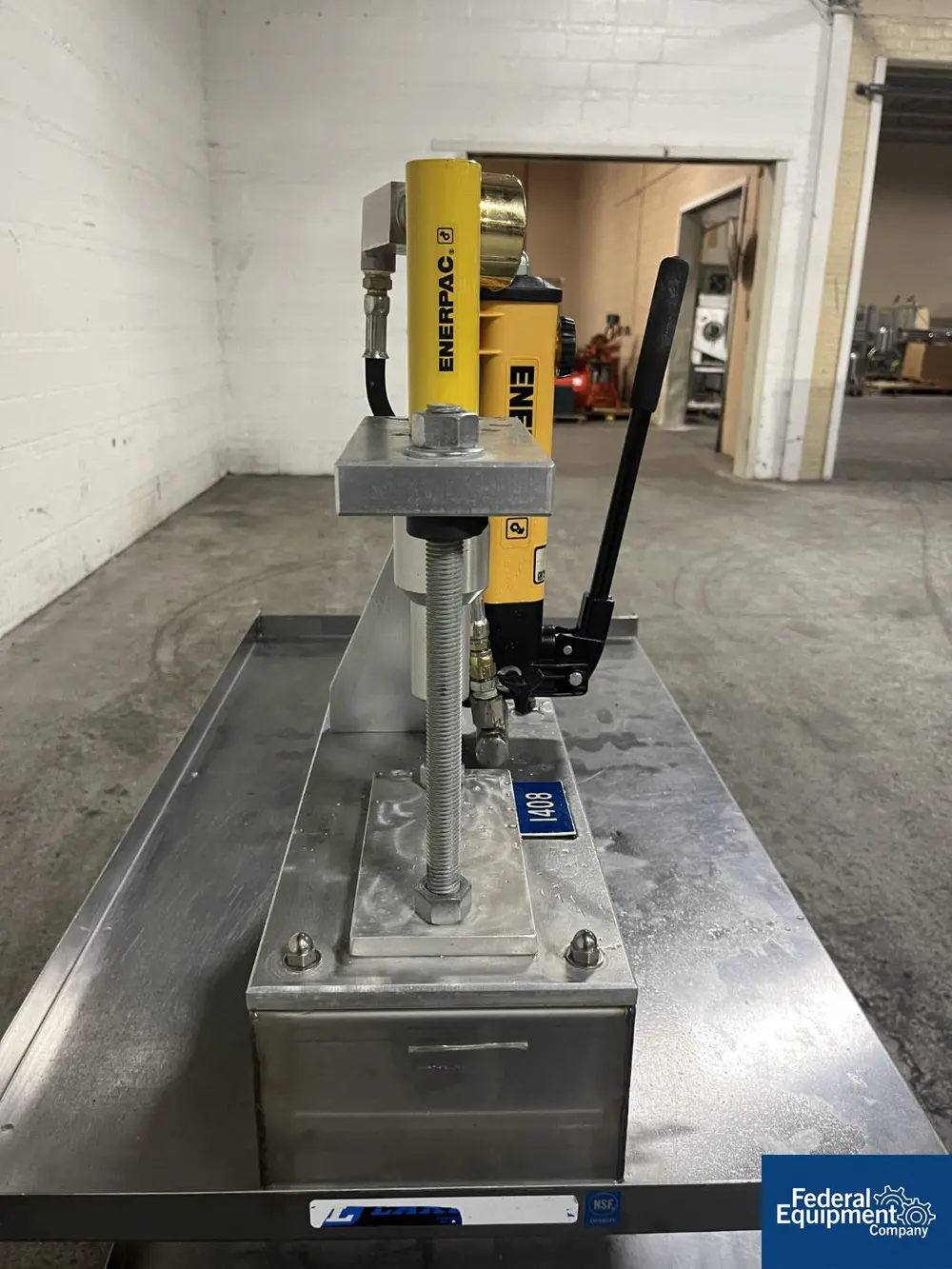 GlobePharma #MTCM-II, Single Station Tablet Press, 3k psi - Image 4