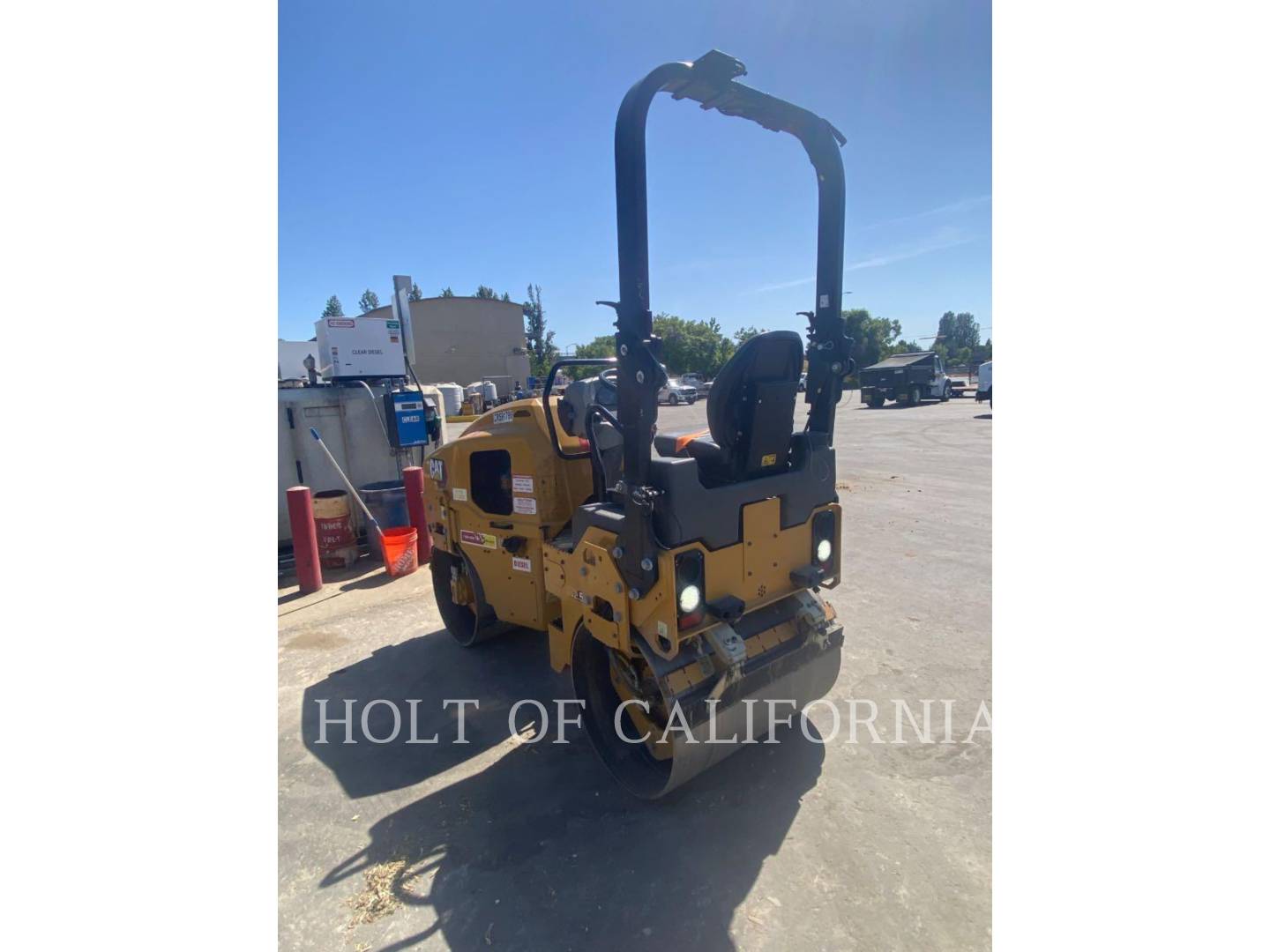 Caterpillar CB2.5 GC, Compactor, 486 hours, S/N: 64000214, 2022 - Image 4