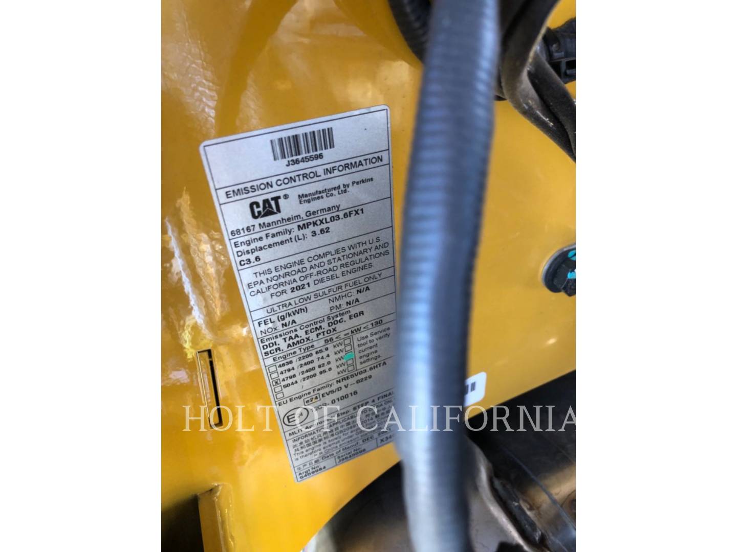Caterpillar D3, Crawler Dozer, 1858 hours, S/N: XKW02019, 2022 - Image 8