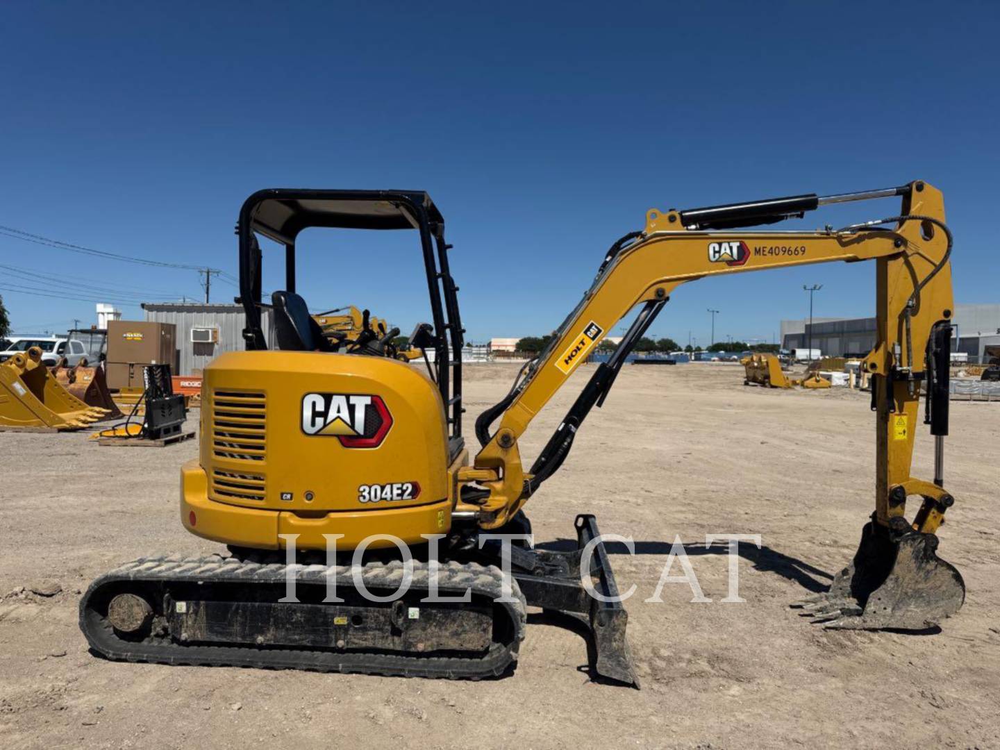 Caterpillar 304E CR, Crawler Excavator, 132 hours, S/N: ME409669, 2022 - Image 2