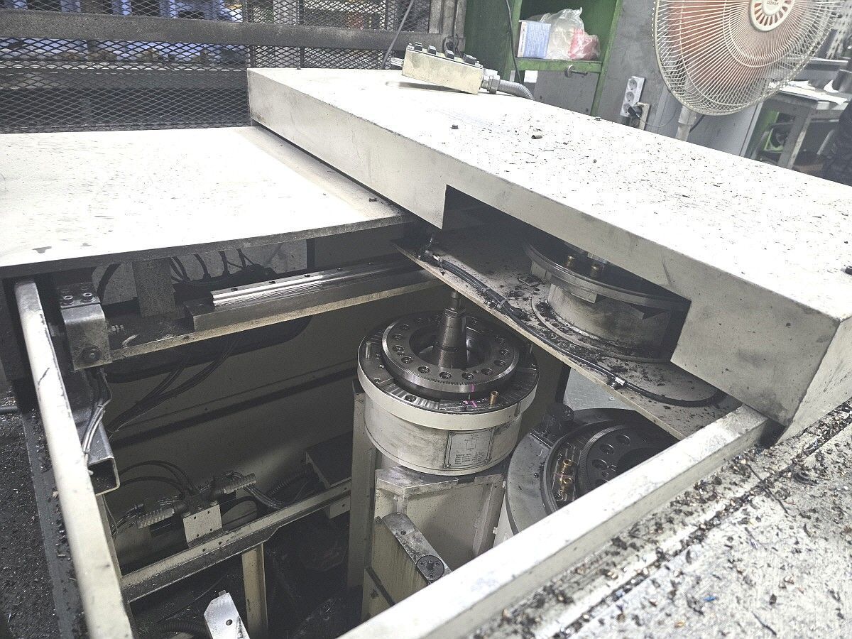 SNK #RB-5VM/CS, double column machining center, Fanuc 31iA, 206.6" X, 114.1" Y, 23.6" Z, 6000 RPM, 40 - Image 8
