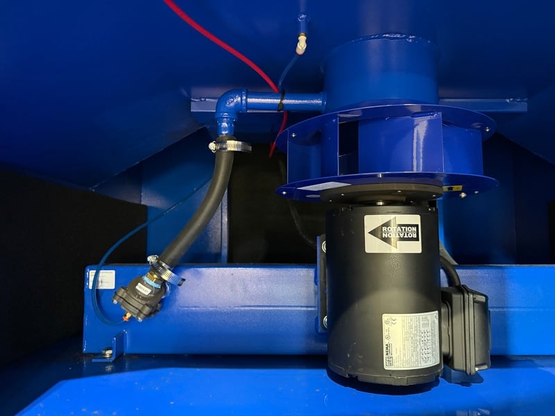 RoboVent VentBoss #S220, manual welding tables with backdraft fume extraction & booth walls - Image 5
