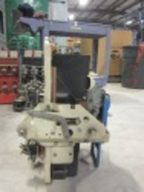 600 Amps, General Electric, AK-2A-25-1, manually operated, drawout, #AB2401 - Image 5