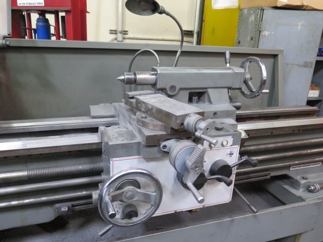 18" x 60" Cosmo #L-1860, engine lathe, 10" swing over cross slide, 7.5 HP, 3.2" bore, 12 speed 40-2000 RPM - Image 6