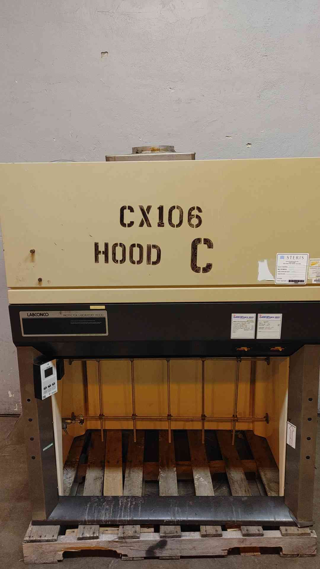 Labconco, Protector Chemical Fume Hood, 4' capacity - Image 1