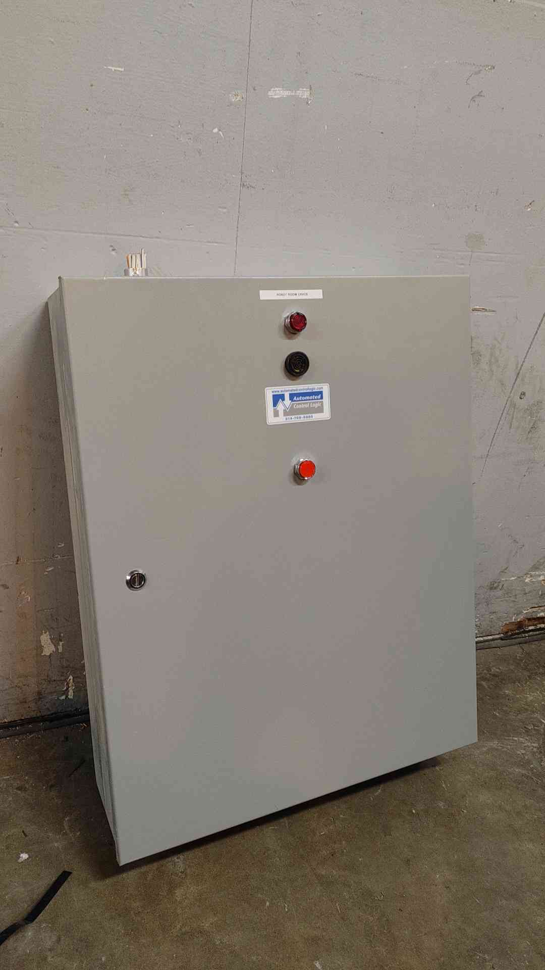 Hoffman/Schneider Electric #i2920-D, Control Panel w/Andover Continuum Terminal Controller, 3 Phase, 3-Wire - Image 2