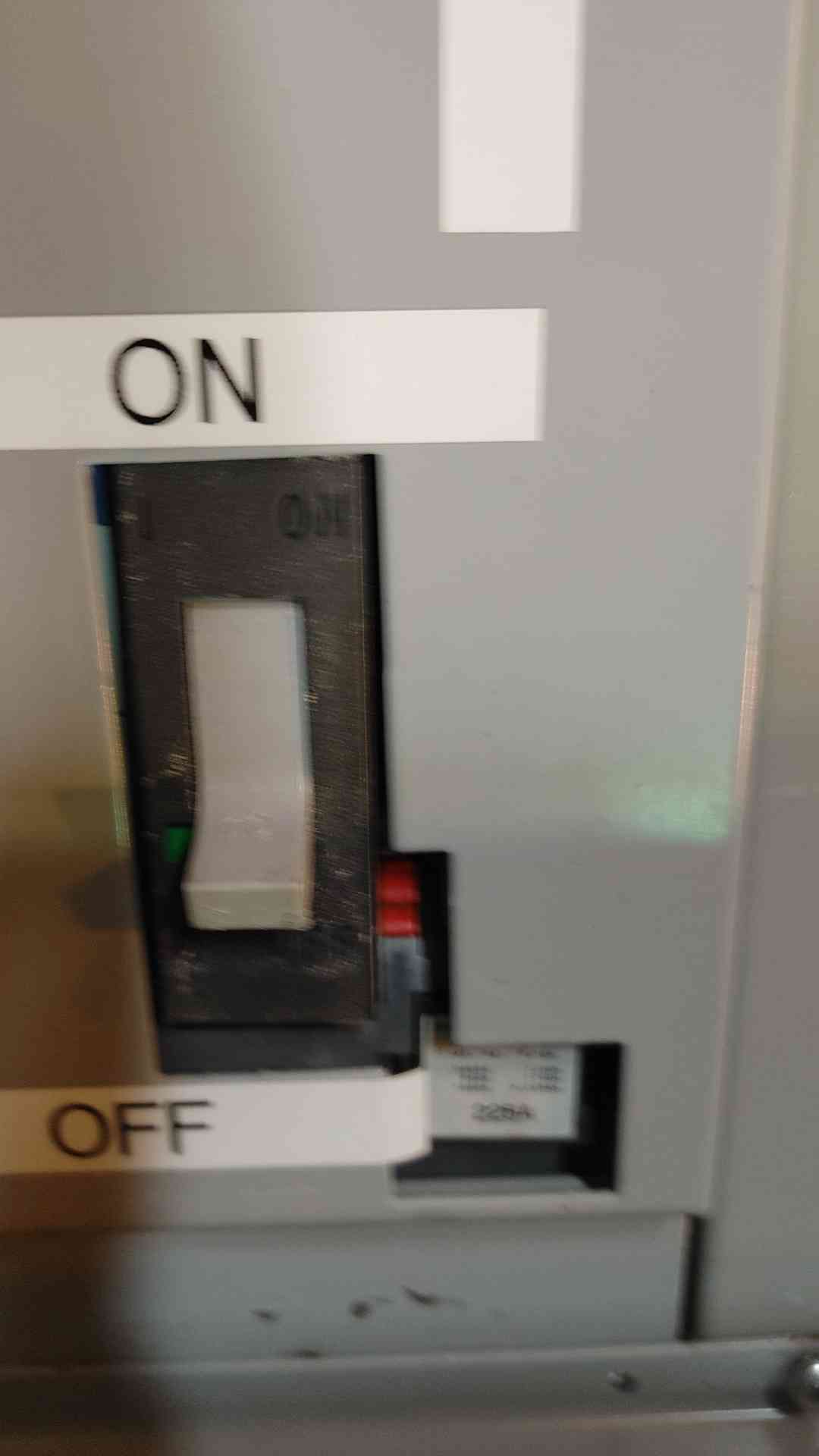 250 Amp. General Electric, MBP Panelboard, (3) Breaker Maintenance Bypass, 3 Phase, 480 V - Image 5