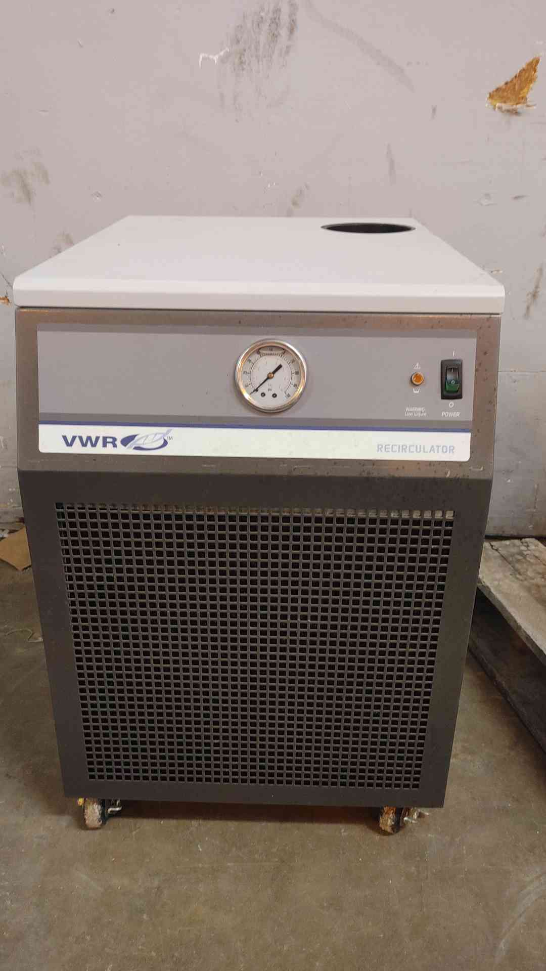 VWR #3370, Recirculator, 50/60 Hz, 5.5 Amps, 120 V - Image 1