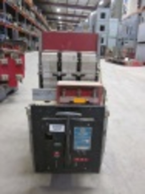 600 Amps, ITE, K-DON-600, manually operated, drawout, #AB0559 - Image 3