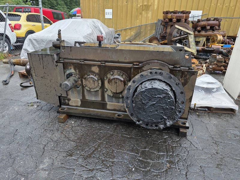 700 HP @ 1750 RPM, Falk #505A3-CS, 41.59 :1 ratio - Image 1