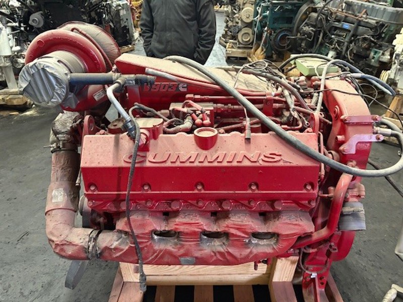 675 HP Cummins #VTA903E-T675 Engine, tar - Image 1