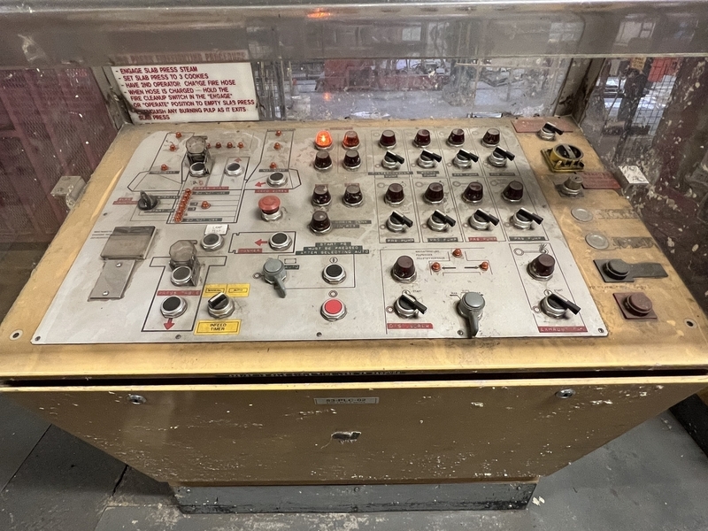 Sunds Defibrator #PFC-400, pulp baling slab press system, 1988 - Image 4