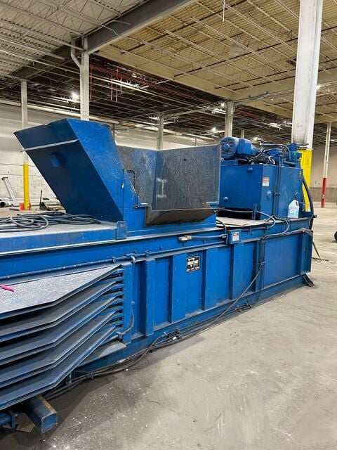 Marathon #501230, closed end baler, 72" L x 42" W x 42" H bale - Image 1