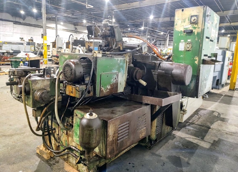 Cincinnati No. 220-8, centerless grinder, 16" wheel, Losma paper filteration bed - Image 4