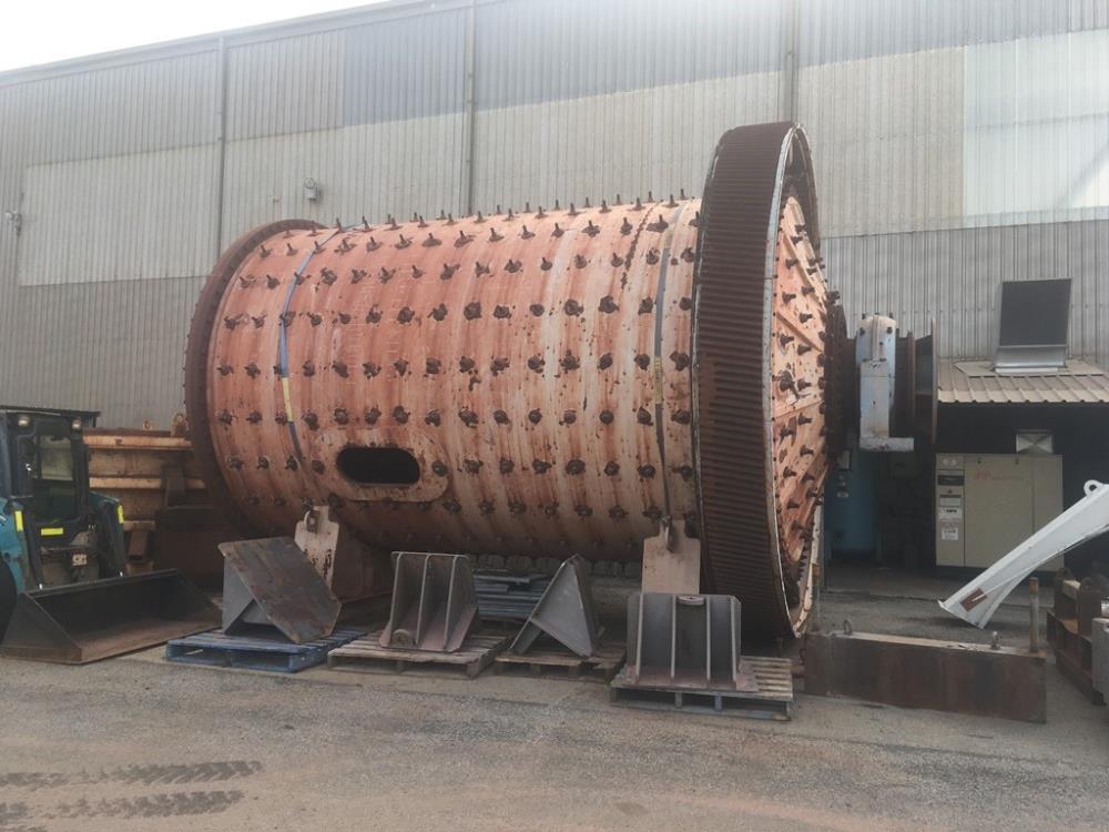 10' 10" x 16' Allis-Chalmers Mineral Systems, Rod Mill, 950 HP, Svedala charger - Image 1