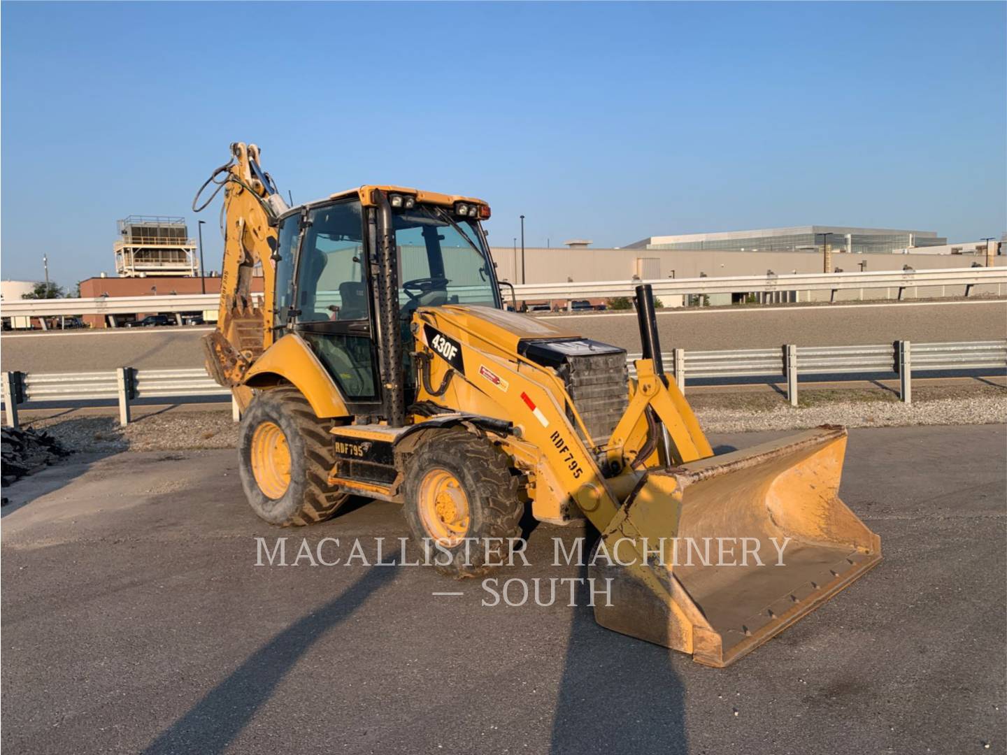 Cat 430FST, Backhoe Loader, 2325 hours, S/N: RDF00795, 2015 - Image 2