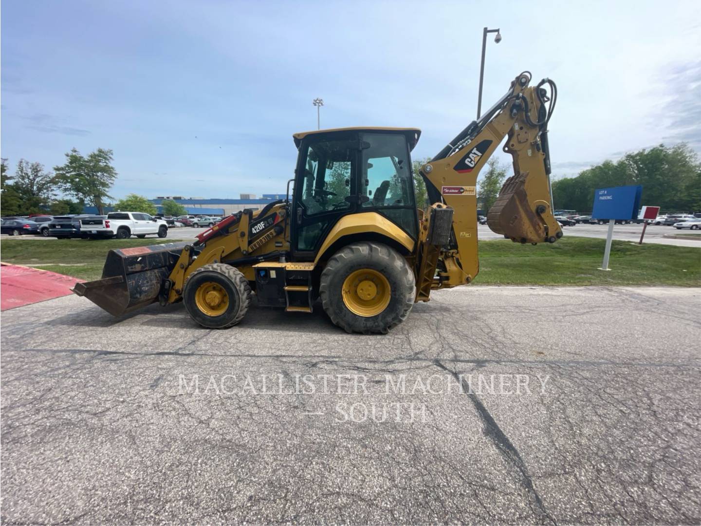 Cat 420F2IT, Backhoe Loader, 4300 hours, S/N: HWD03189, 2018 - Image 1