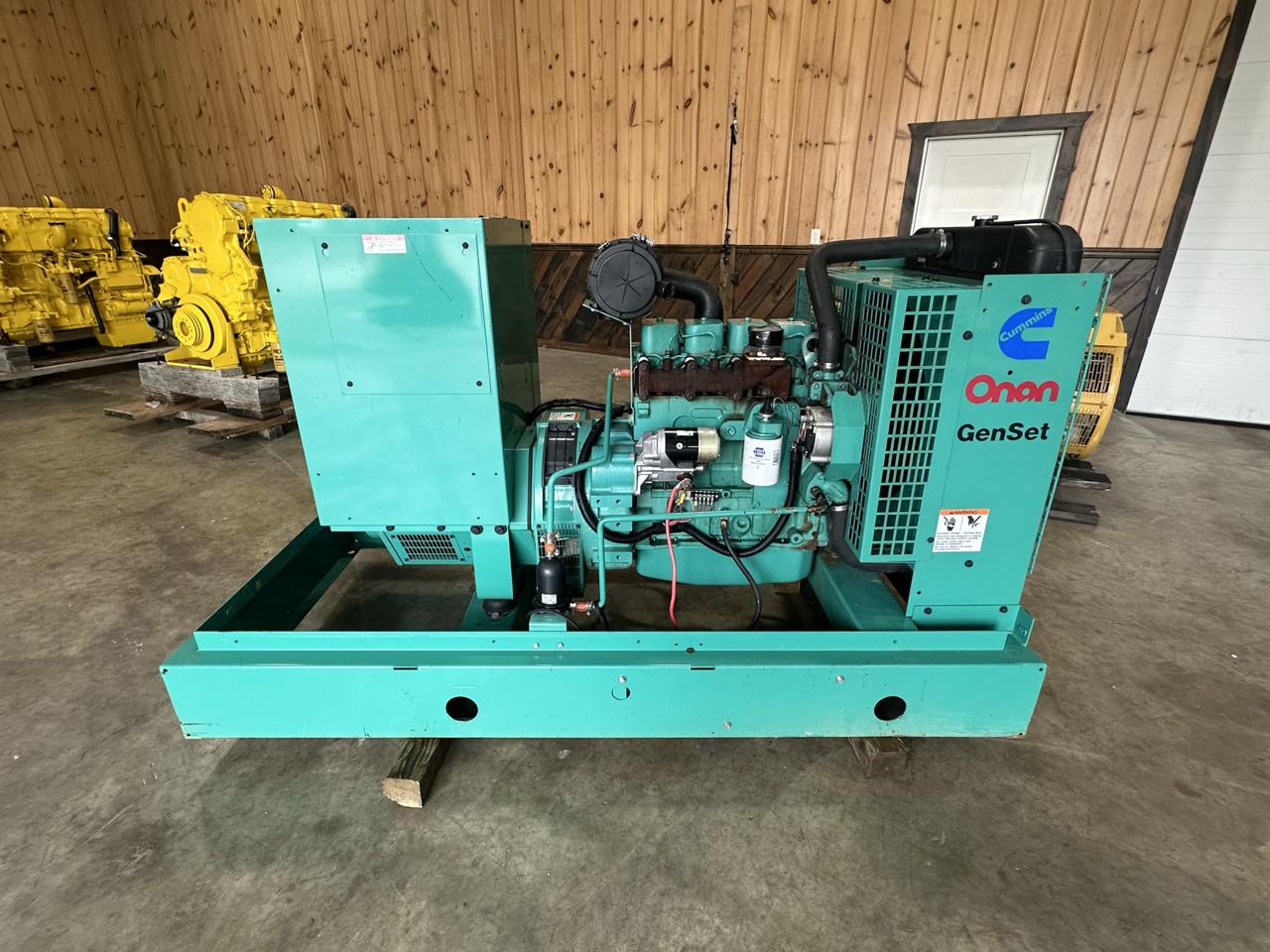 35 KW Cummins, Onan #4B3.9-G2, diesel generator, skid mounted, 120/240 Volts, 4097 hours, 1999 - Image 2