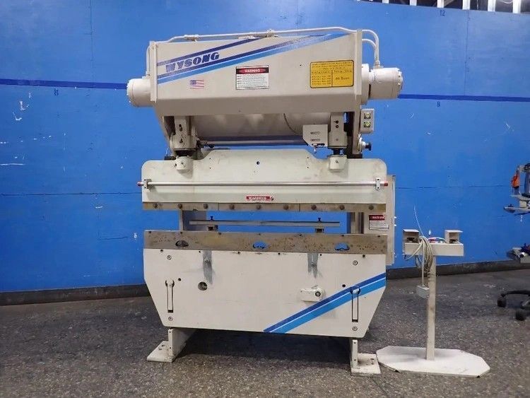 60 Ton, Wysong #H60-72, press brake, 6' overall, 54" between housing, 6" stroke, 7.5 HP, One shot lube system - Image 1