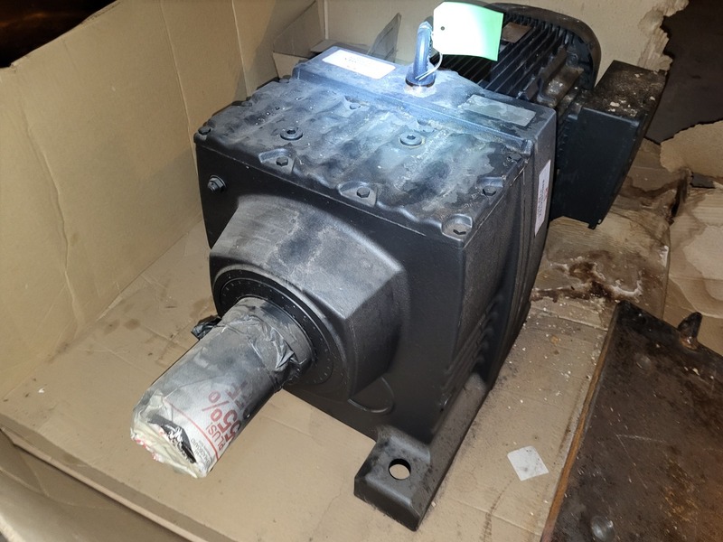20 HP @ 1775 RPM, Sew-Eurodrive #R137/A, gear reducer, 44.39:1 ratio, new surplus - Image 2
