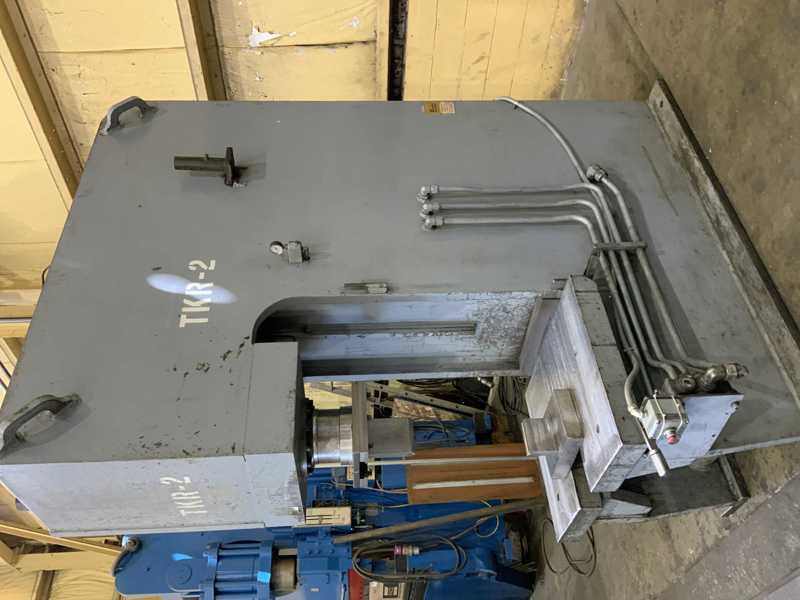 150 Ton, Hannifin #T150, hydrauic C-frame press, 29" x 39" table area, 15 HP, single hand lever - Image 4