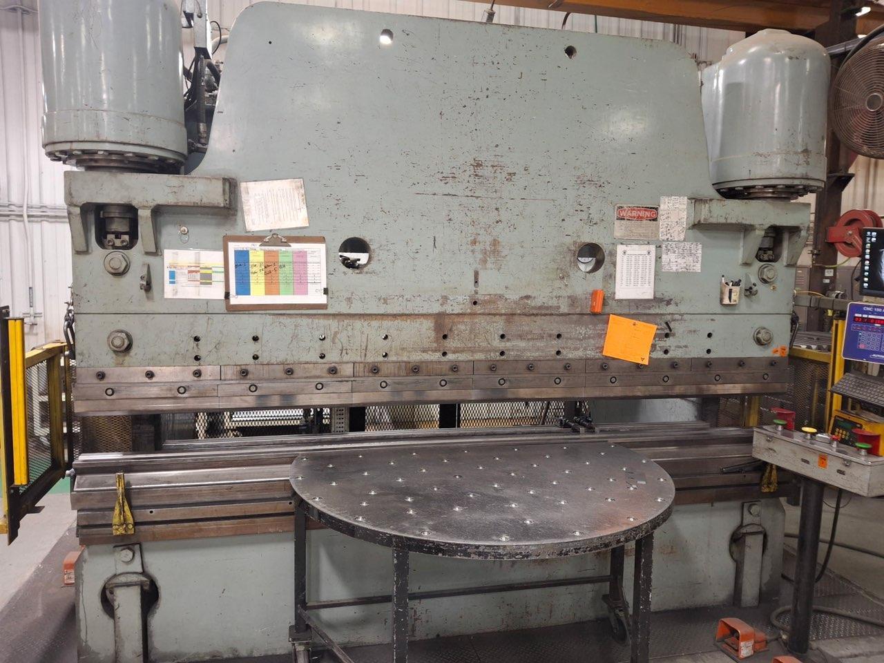 Pacific #K500-12, press brake, 500 oz., 12' overall, 126" between housing, 12" stroke, 20" open, 8" Shut - Image 1