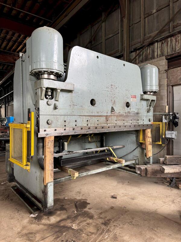Pacific #K500-12, press brake, 500 oz., 12' overall, 126" between housing, 12" stroke, 20" open, 8" Shut - Image 3