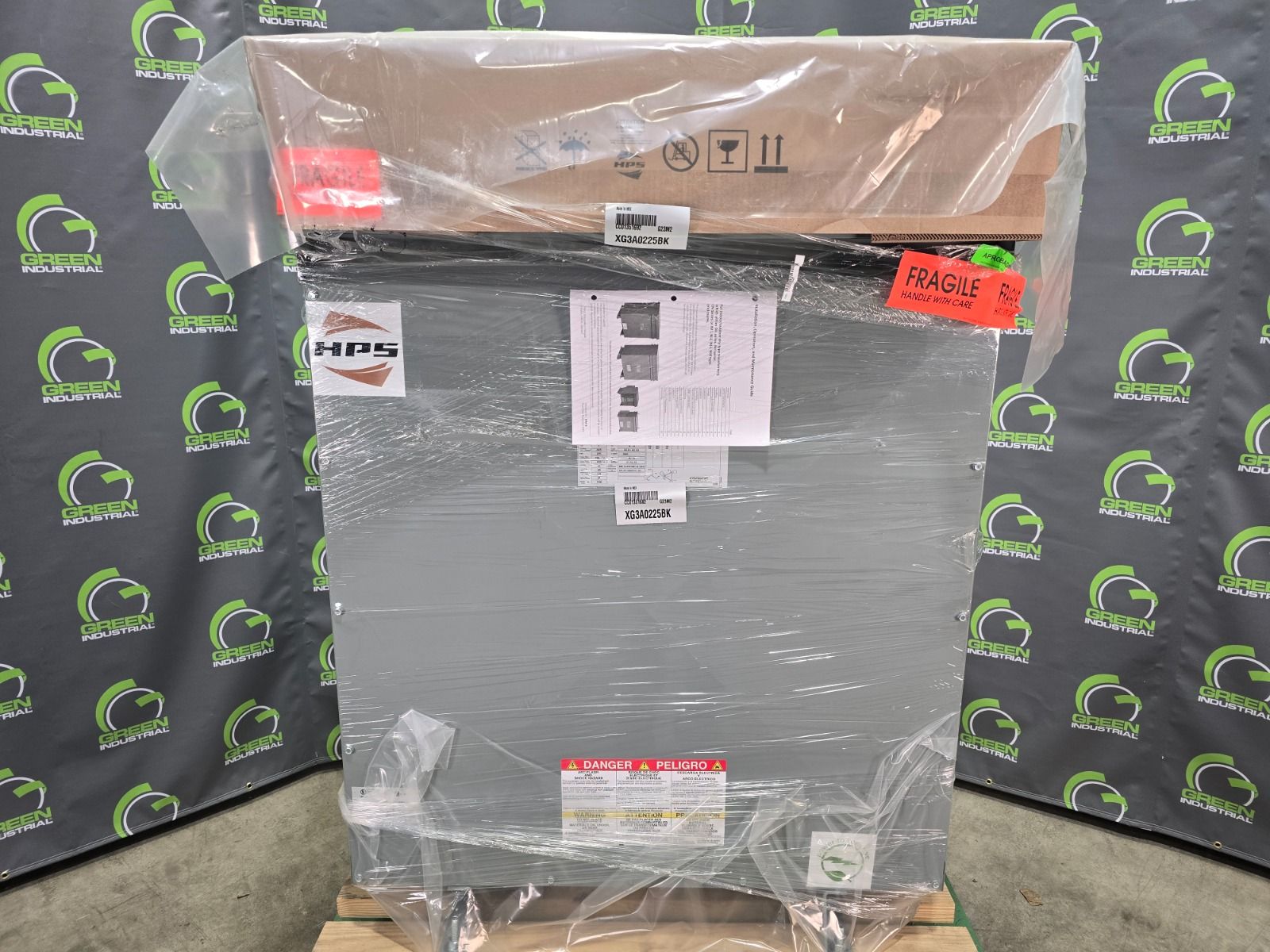 225 KVA 208 Delta Primary, 480Y/277 Secondary, Hammond SG3A0225BK, step up Dry Transformer, NEMA 3R, new - Image 1