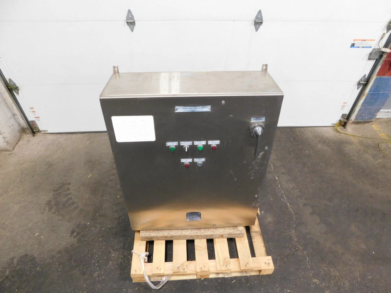 100 Amp. Square D, NQ418L1, Stainless panelboard, 240 VAC - Image 2