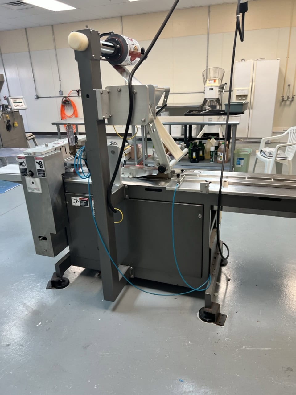 PFM #Hawk, Flow Wrapping Machine, 120 PPM, 0.2-9.6" width x 2-20" L x 0.1-4.25" H, 9.8" x 6.7" jaws, 230 V - Image 4