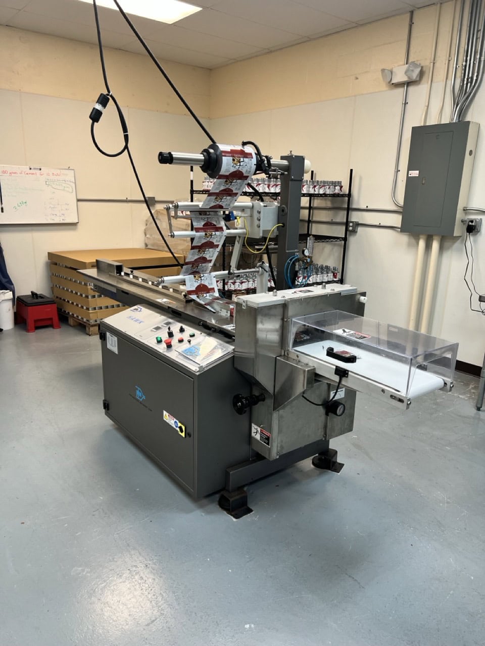 PFM #Hawk, Flow Wrapping Machine, 120 PPM, 0.2-9.6" width x 2-20" L x 0.1-4.25" H, 9.8" x 6.7" jaws, 230 V - Image 8