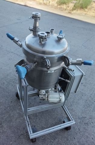 13.2 gallon ITT Industries Pure-Flo Precision, 50 liter 316 Stainless Steel fermenter tank, 18" dia. x 18" - Image 5