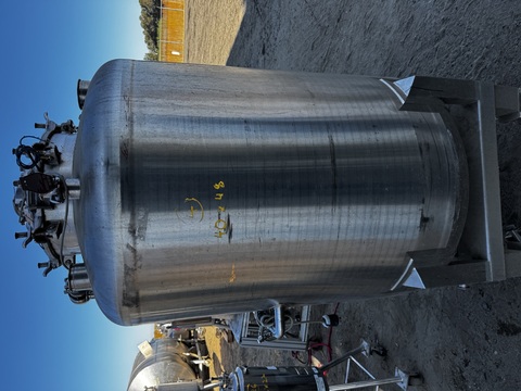 264 gallon BCD Manufacturing, 1000 liter 316L Stainless Steel tank, 3 bar, bottom driven agitation, 2000 - Image 1