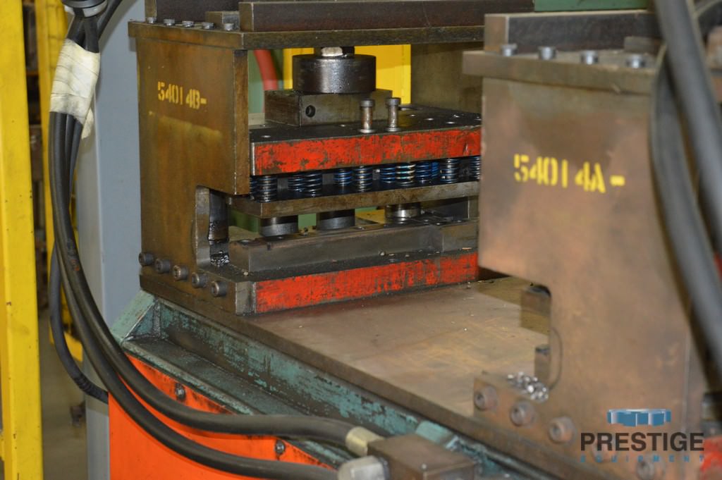 1/4" Wire Trimmer & Bender, w/(3) Hydraulic Heads, 0.125"-0.25" diameter Wire capacity, 8' Table length, 10 HP - Image 6
