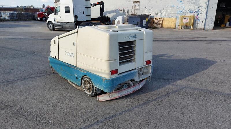 Tennant #7400, floor scrubber, propane, serial #6317, 2643 hours - Image 7