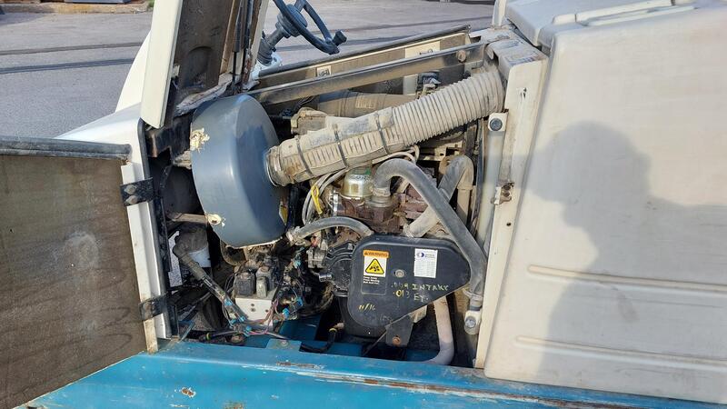Tennant #7400, floor scrubber, propane, serial #6317, 2643 hours - Image 10