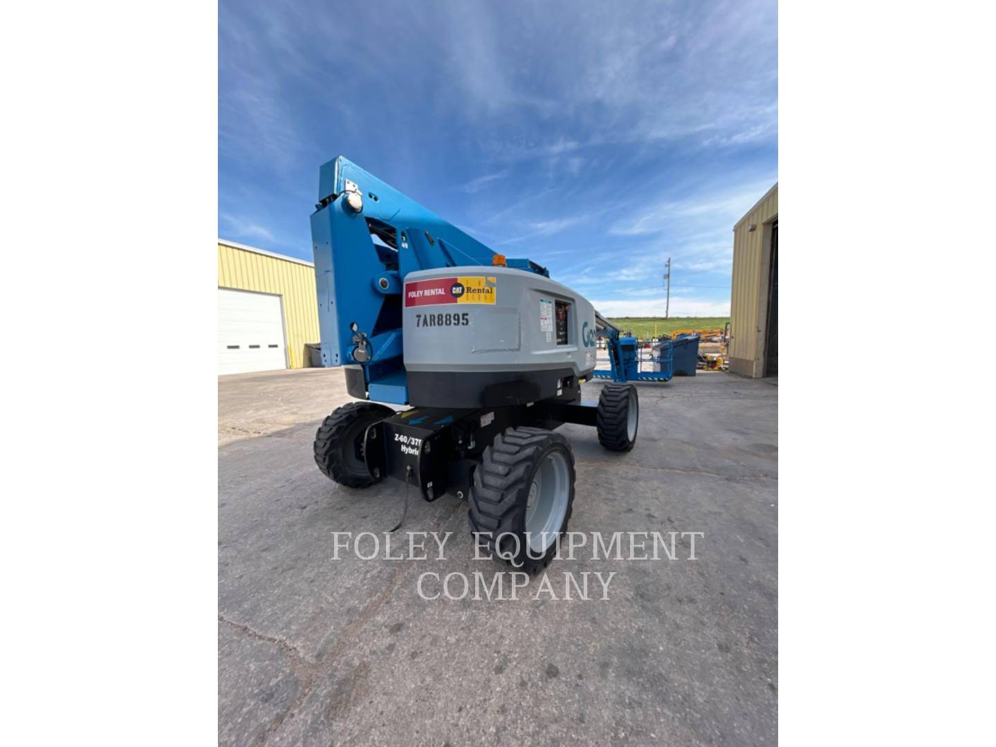 Genie Industries Z60/37FE, Articulated Boom Lift, 714 hours, S/N: Z60H-701, 2017 - Image 3