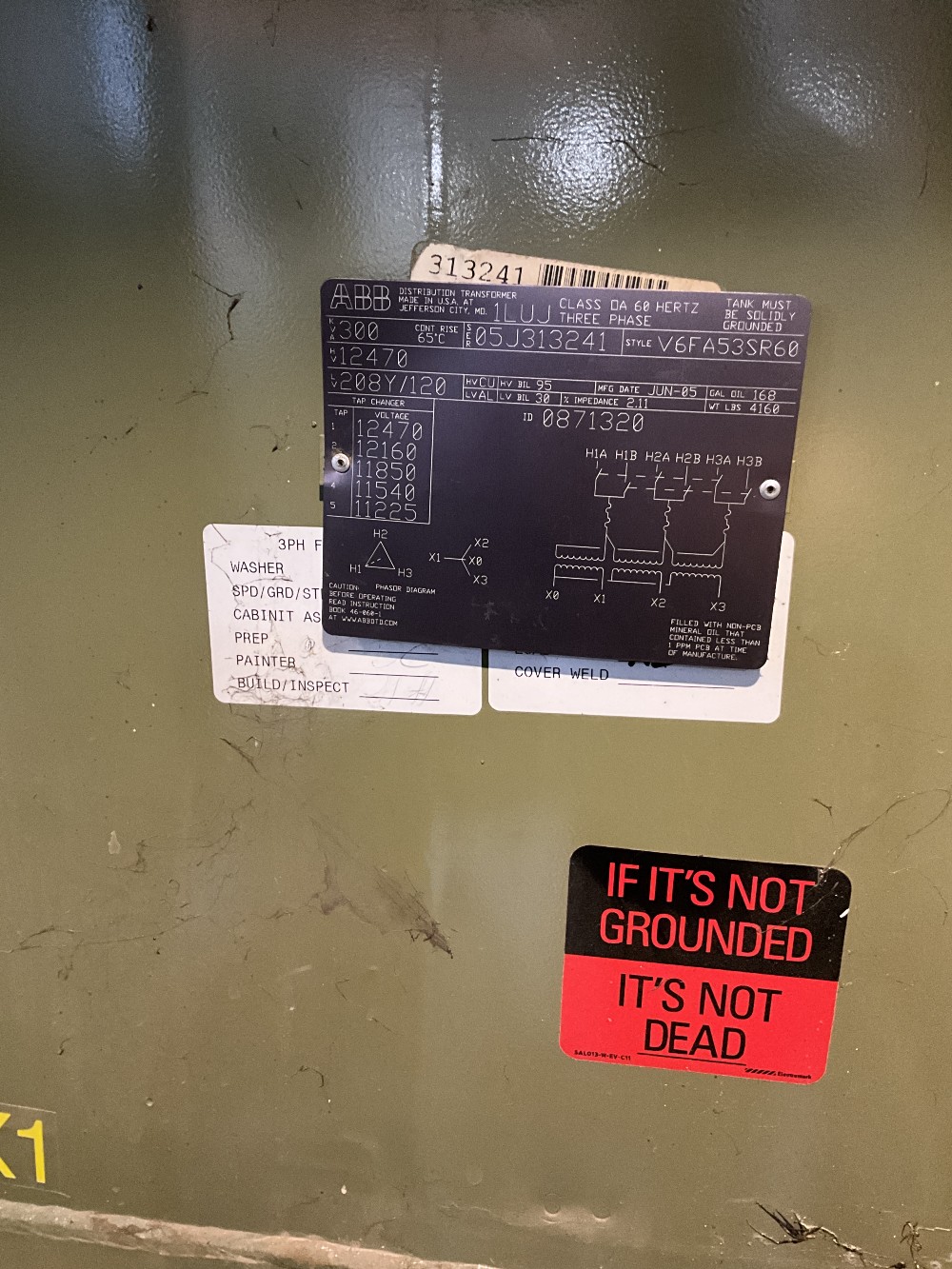 300 KVA 12470 Delta Primary, 208Y/120 Secondary, 3 phase, Padmount Transformer - Image 1