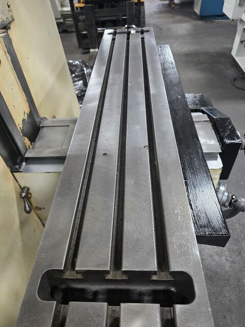 Bridgeport #EZ-Trak-SX, vertical mill, 9" x48"tbl., 2 HP, 33.5"X, 12" Y, 5" Z, 60-4200 RPM, Kurt power draw - Image 9