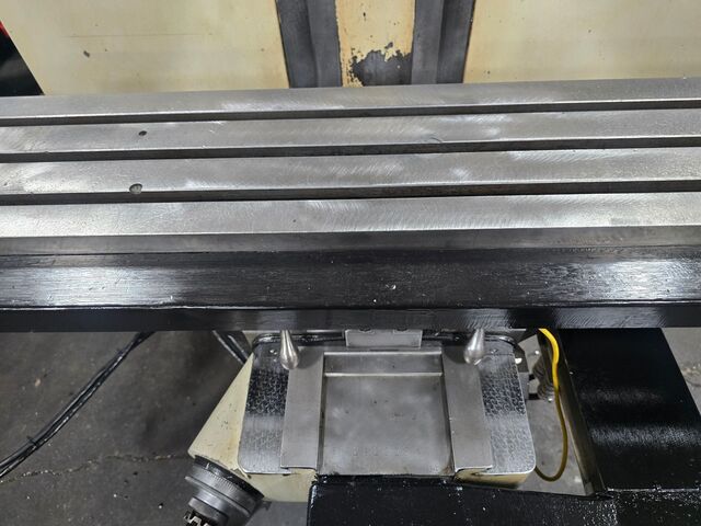 Bridgeport #EZ-Trak-SX, vertical mill, 9" x48"tbl., 2 HP, 33.5"X, 12" Y, 5" Z, 60-4200 RPM, Kurt power draw - Image 10